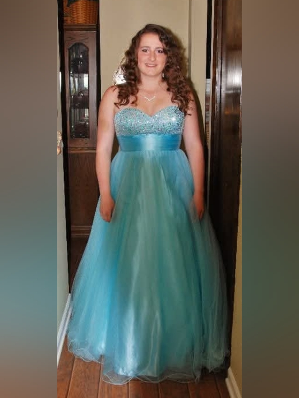 Elegant Blue Strapless Evening Gown